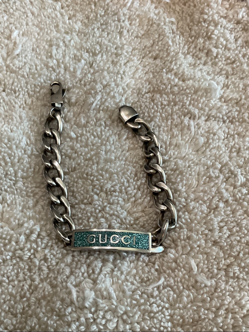 Gucci Silver Chain Bracelet with Teal Sparkle Plate